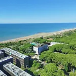 Merville Family Apartment